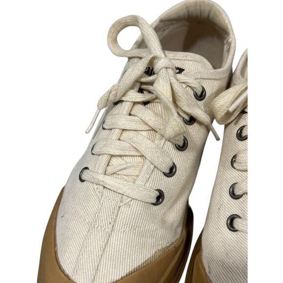 Vintage Retro Guess Cream Chunky Sole Lace Up Sneakers Womens 7.5 - Picture 7 of 10